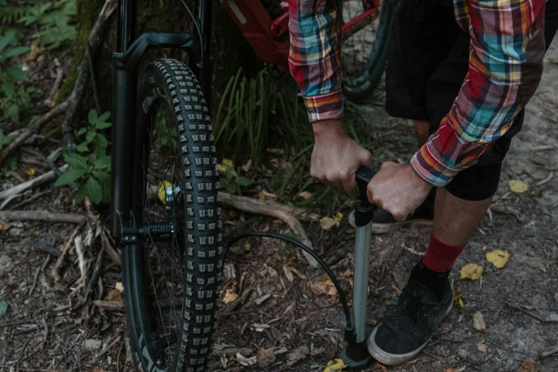 Kāds spiediens nepieciešams velosipēda riepās?